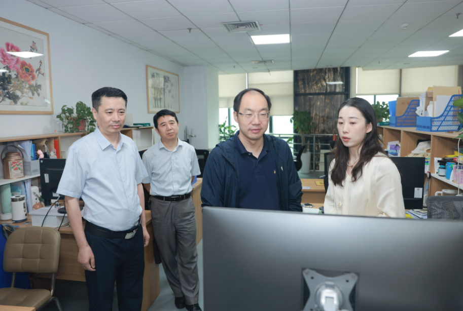 �������ľָ��ֳ�����ȫһ�е��ھ����ʵ���