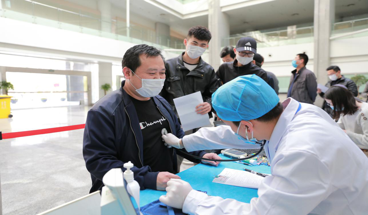 Т˳ʵ��  ����ϣ��  ��...